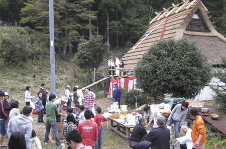 四国茅葺屋根工事店